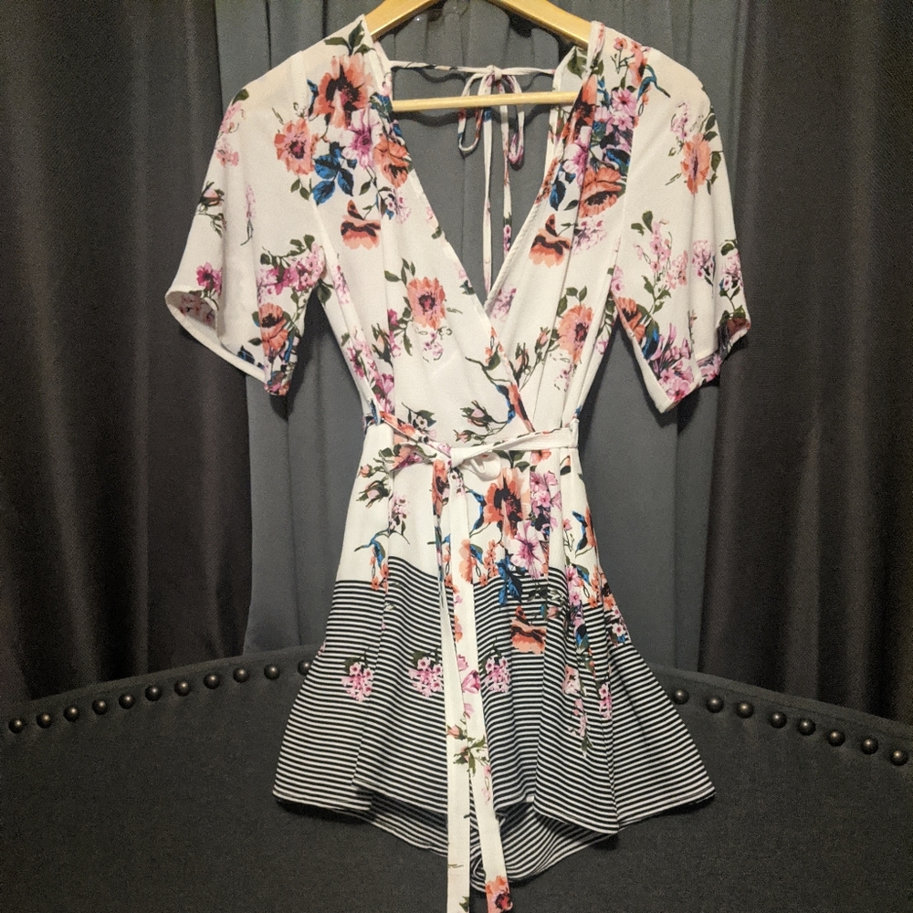 Ash & Violet Romper - Picture 2 of 4